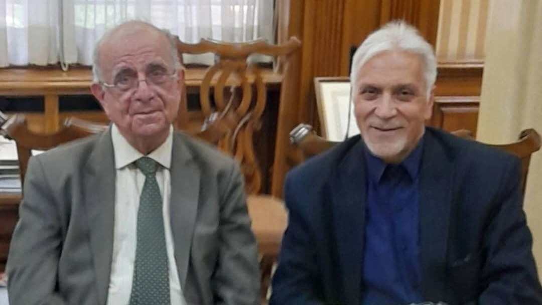 دکتر مظاهری